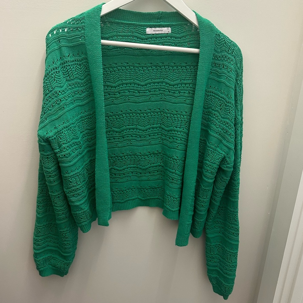 Green cardigan/light sweater. Size SMALL